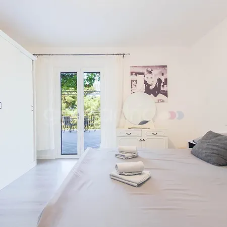 Apartment Seaview Mare Brela