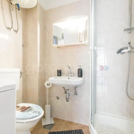 Seaview Mare Apartment